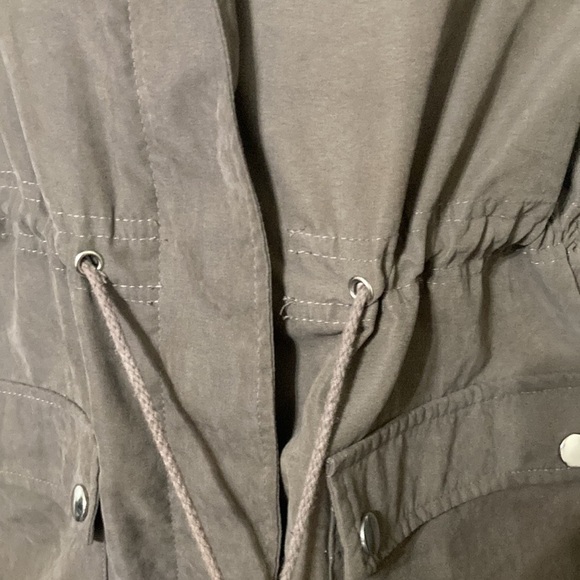 Utility vest with southwestern design on back size S - Picture 3 of 11